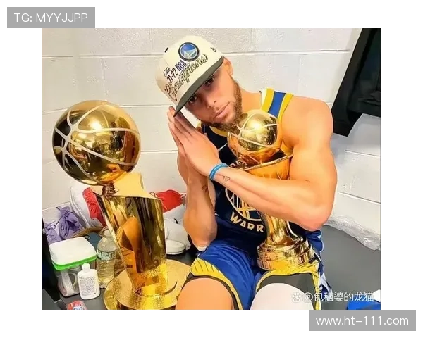 库里再度荣耀加冕荣获2025年NBA最佳球员奖创历史新篇章 库里再度荣耀加冕荣获2025年NBA最佳球员奖创历史新篇章